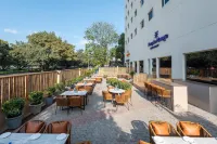 Mango Grove Hotel - servizio colazione