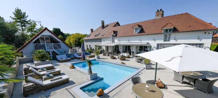 Villa de la Croix - Maison d'hôtes à 4 Minutes de l'A26 Avec Parking Hotels in Aube