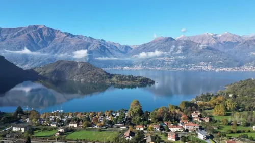 "Casa Roxy" Idyllic Lake Como Modern Apt, Lake View, Pool, Elevator, AC, Parking