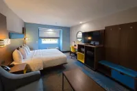 Days Inn & Suites by Wyndham Brandon Amphitheater Hotels in Brandon