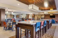 Comfort Suites Florence - Cincinnati South Hotels in Florence