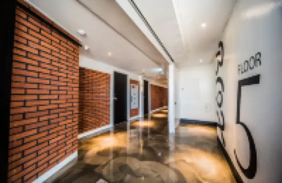 Gunsan Hotel Box