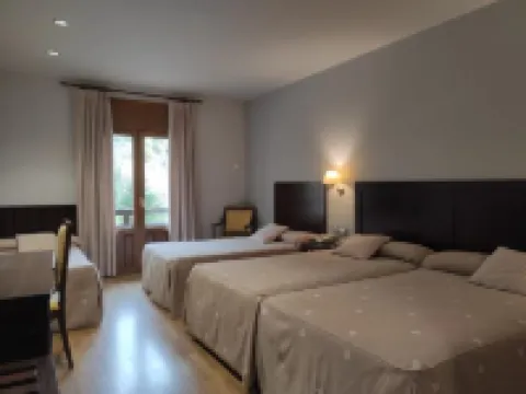 Snö Hotel Bielsa 貝爾薩酒店