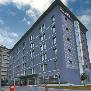 Best Western Premier CHC Airport