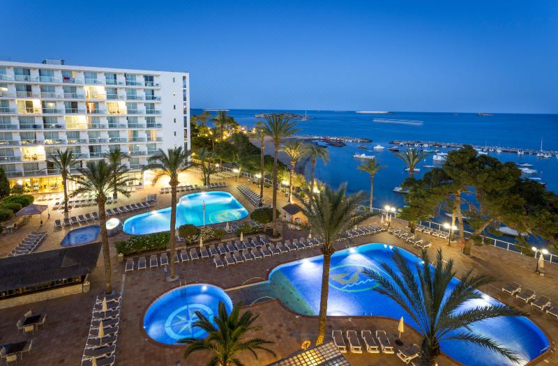 The Ibiza Twiins - photo 3