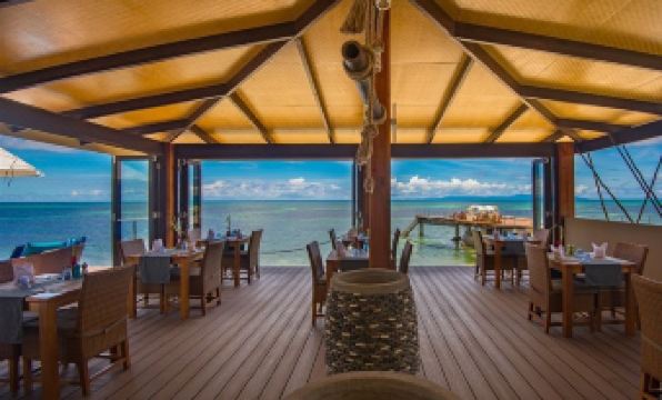 Coco de Mer Hotel and Black Parrot Suites