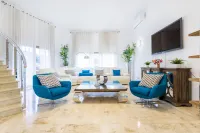 วิลลา เดซิรี 5 ห้องนอน โคโคทัล ลักชัวรี วิลลา สระว่ายน้ำ แม่บ้าน - บังกะโล