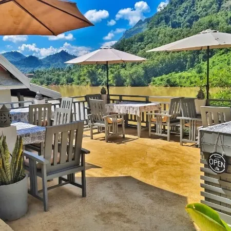 Dokchampa River View Villa