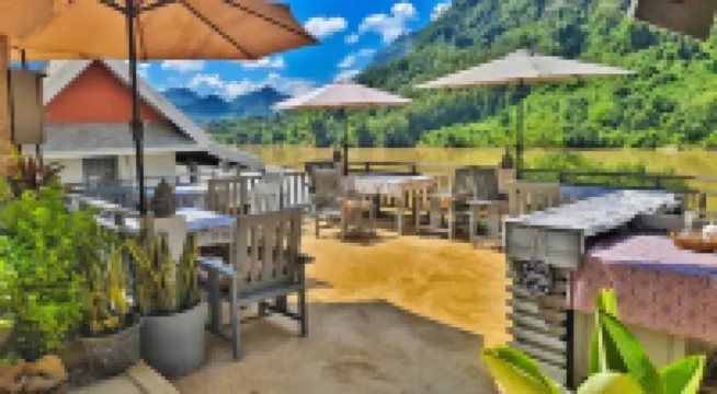 Dokchampa River View Villa