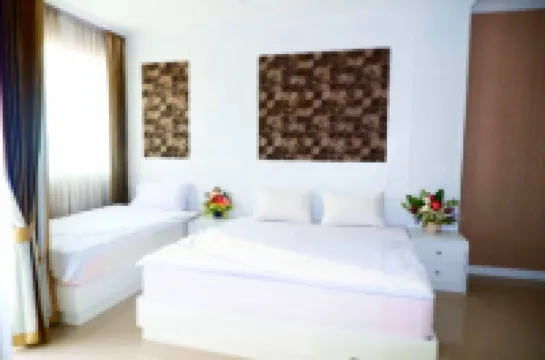 คริสตัลเพลส ประทาย โรงแรมในอำเภอ ประทาย