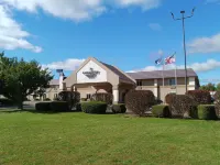 Country Inn & Suites by Radisson, Battle Creek, MI - Pools