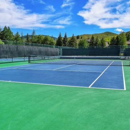 2BD Fairway Nine Golf Condo + Free Resort Amenities