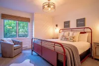 Sunburst 33 - 3BD + Loft + Resort Amenities - Mountain View