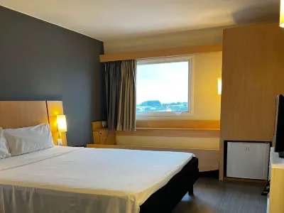 イビス カタラオ のホテル