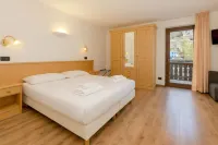 Hotel Bleis Hotels in Temu