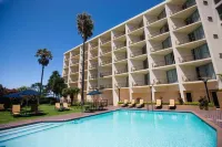 Garden Court East London - Beach