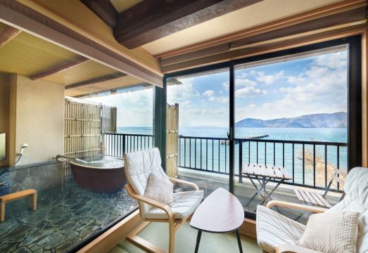 로캰 베니아유 전경