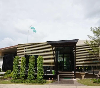 รูปภาพของมิลาการ์เดนท์