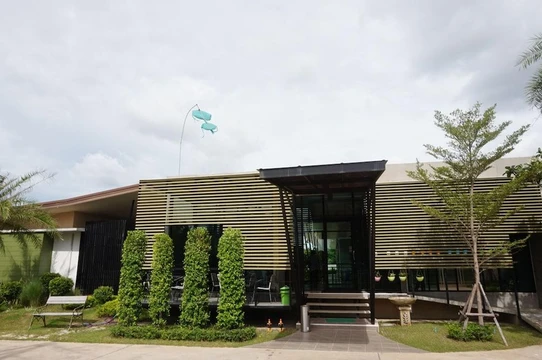 รูปภาพของมิลาการ์เดนท์