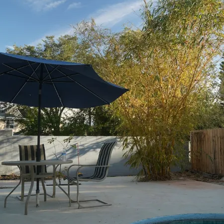 Newly Renovated 4 Bedroom Pool House
