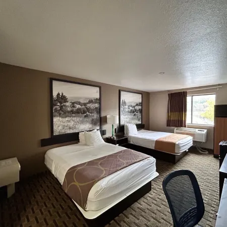 Super 8 by Wyndham Lynchburg VA