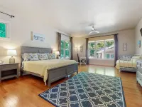 Premier Estate-9 Bedrooms-Pool House, Pool, Hot Tub, Movie Theater, 3 Game Rooms Hotels in Casco Township
