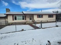 Coolwhitemtns#Pets! 3Br+Den2ba House 2Gar+RV Driveway 1 Acre Fenced Front&Back Hotels in Eagar