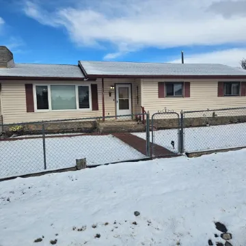 Coolwhitemtns#Pets! 3Br+Den2ba House 2Gar+RV Driveway 1 Acre Fenced Front&Back