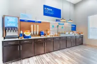 ホリデイ イン エクスプレス & スイーツ メンフィス エアポート エルヴィス プレスリー ブルバード by IHG - 朝食