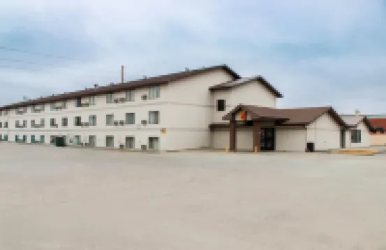 Super 8 by Wyndham Williston ND のホテル