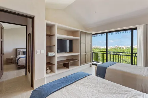 Artila Beach Condos, Isla Mujeres