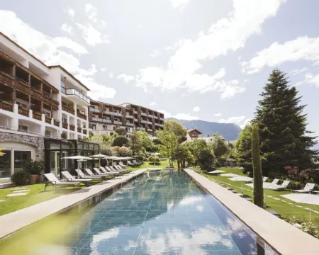 Hotel Hohenwart Hotels in Scena