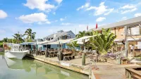 Coral Villa by AvantStay Close 2 DT Key West Shared Pool & Patio!