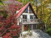 Cozy Mountain Retreat w/ Backyard & BBQ