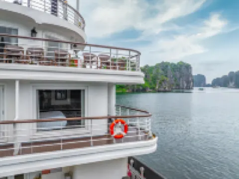 AMBASSADOR SIGNATURE CRUISE-  Lan Ha Bay