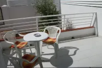 Apartamentos EL Rocio Casa Azahar - Homestays