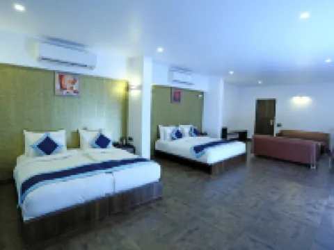 Hotel Silver Leaf バピのホテル