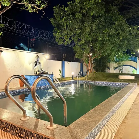 Anand Mansion