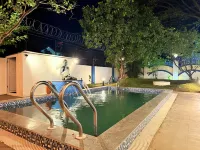 Anand Mansion - مسبح خاص