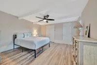 ヒストリック 4ベッド スリープス 8 バックヤード ファイアピット バイクス - Wi-Fi