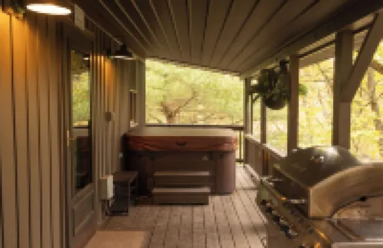 Secluded Hot Tub Cabin in the Heart of Southeast Ohio