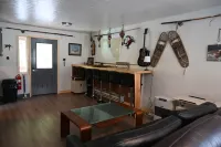 Comfy Duplex unit great for families and small groups, sleeps up to 9