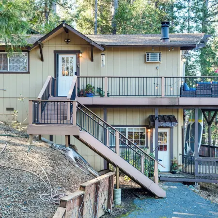 Enchanted Woodland Cabin Near Yosemite w/ Fire Pit