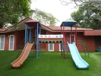 Saj Earth Resort & Convention Center , Kochi Hotéis em Cochin