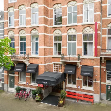 Leonardo Boutique Hotel Amsterdam Vondelpark Отели рядом с достопримечательностью «Ауд-Вест»