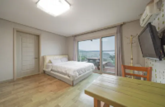 Ganghwado Ari House Pension