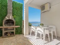 Apartments Ivi Hotels in Drašnice