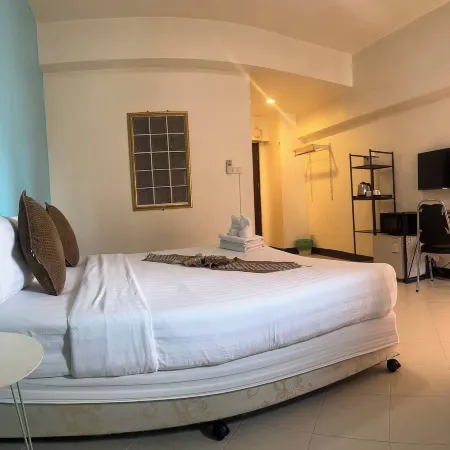 Room-private Apartment in City Center an