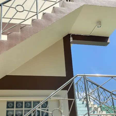 SAND B Hotel Отели рядом с достопримечательностью «Тон Сала Пир»
