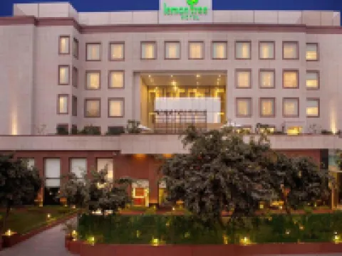 Lemon Tree Premier, Delhi Airport Hotels near Indira Gandhi Intl. Airport
